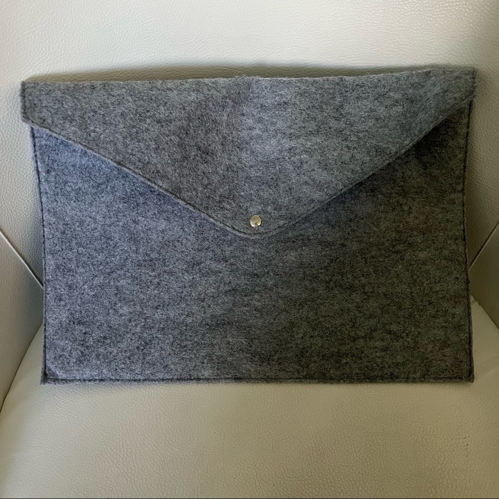 Grey Felt Laptop/Tablet Sleeve
